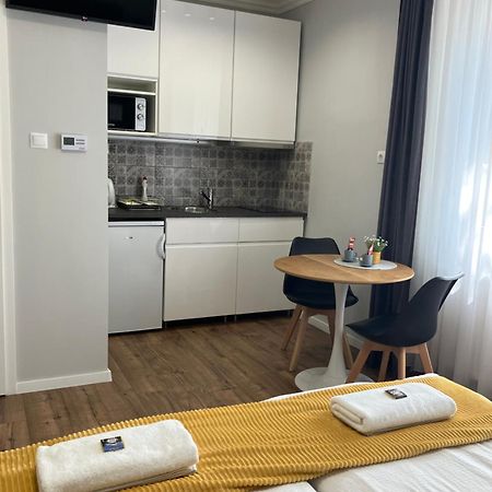 Illa Apartments Έγκερ Εξωτερικό φωτογραφία