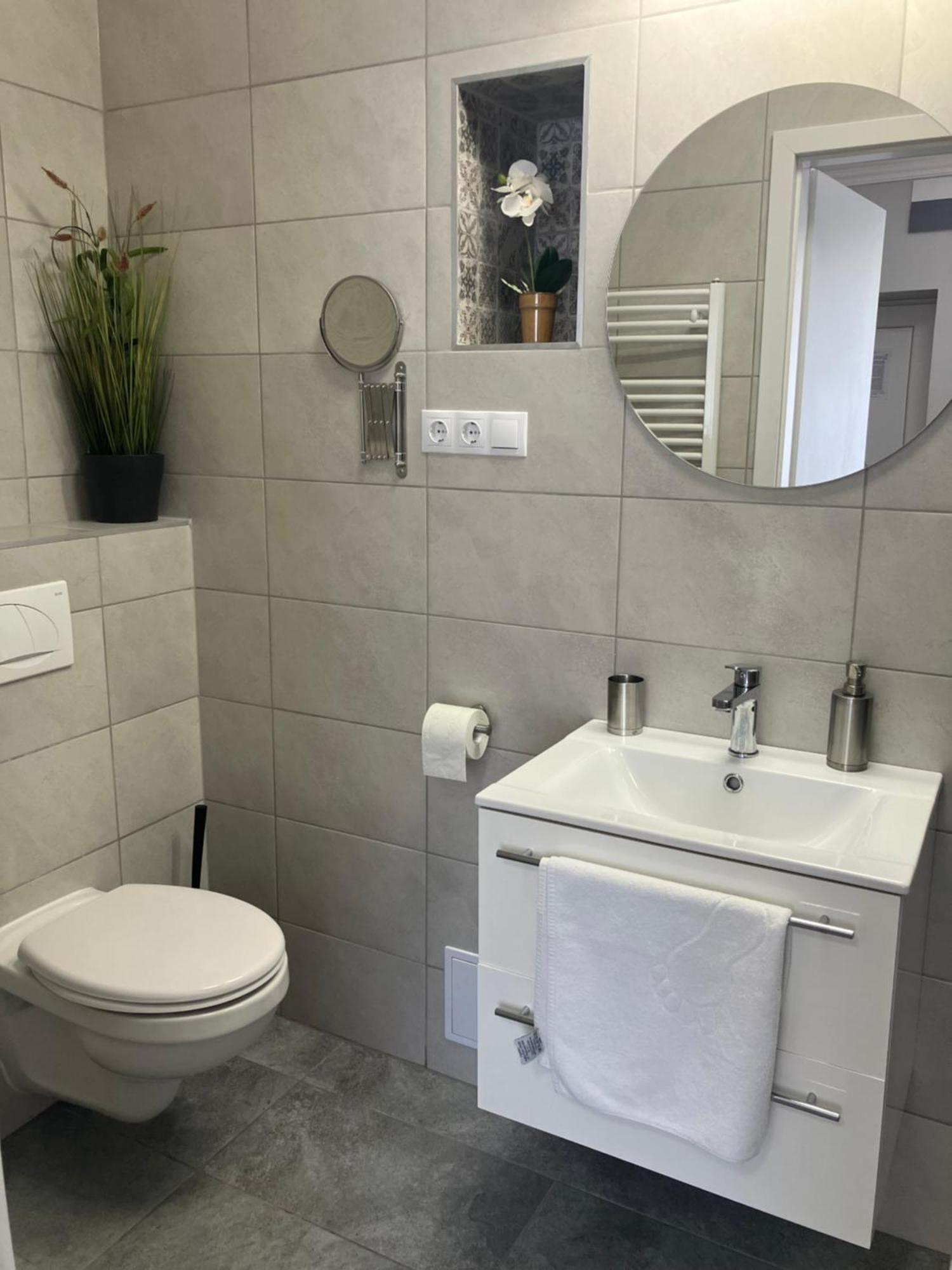 Illa Apartments Έγκερ Εξωτερικό φωτογραφία