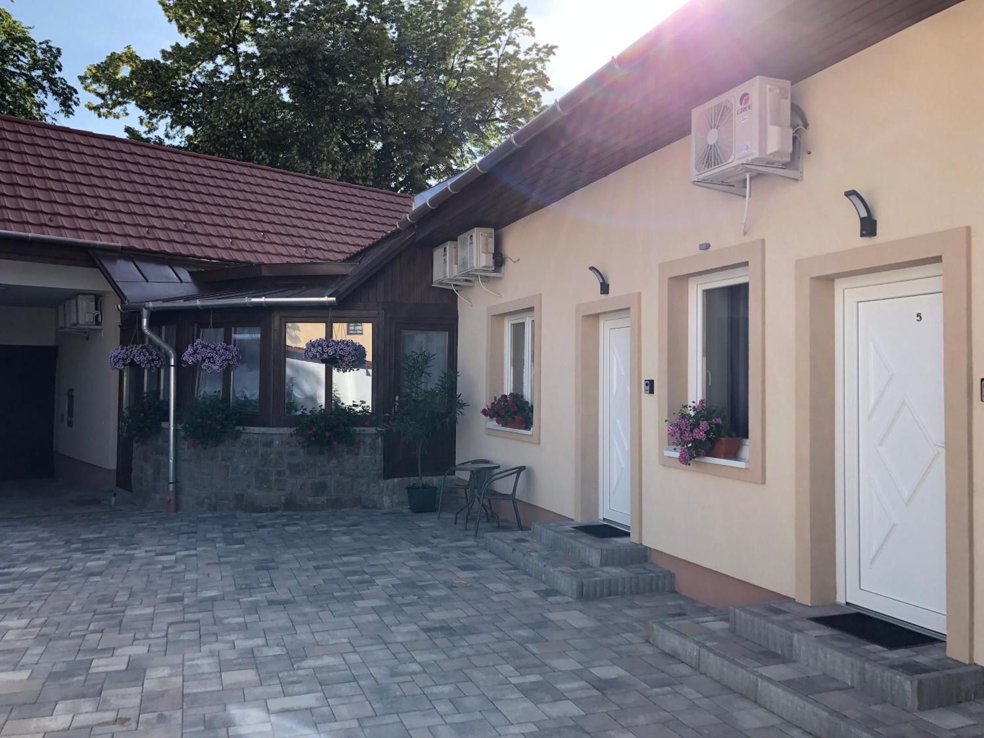 Illa Apartments Έγκερ Εξωτερικό φωτογραφία