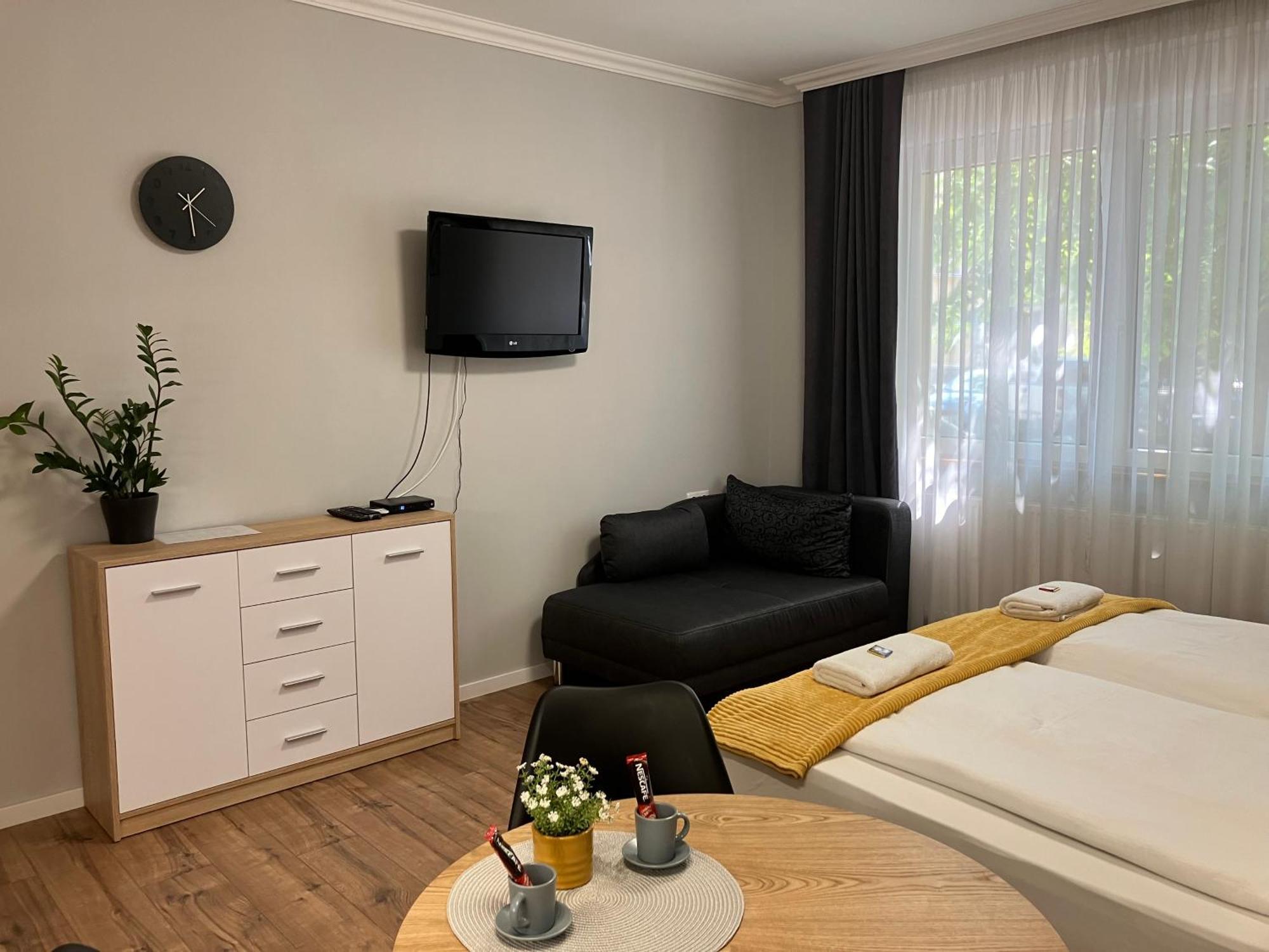Illa Apartments Έγκερ Εξωτερικό φωτογραφία