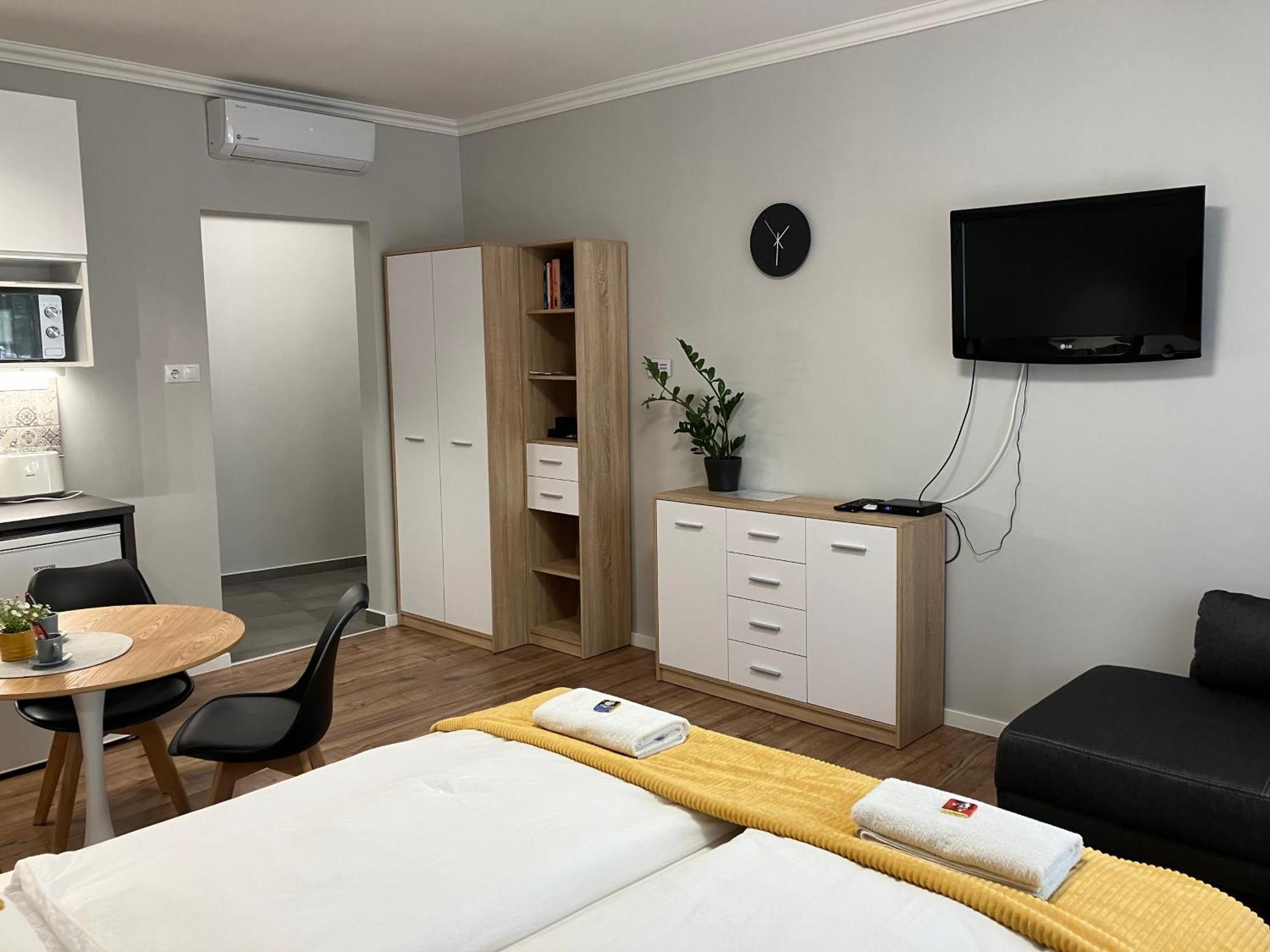Illa Apartments Έγκερ Εξωτερικό φωτογραφία