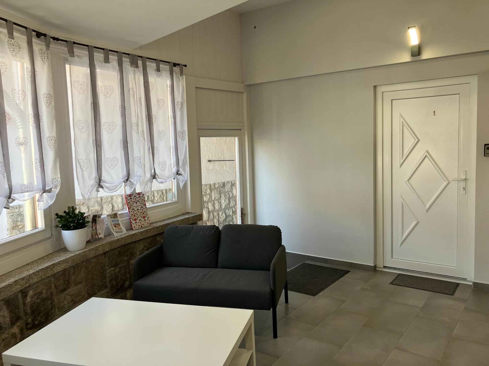 Illa Apartments Έγκερ Εξωτερικό φωτογραφία